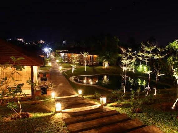 Ecowoods Village Spa & Yoga Retreat Morjim Ngoại thất bức ảnh